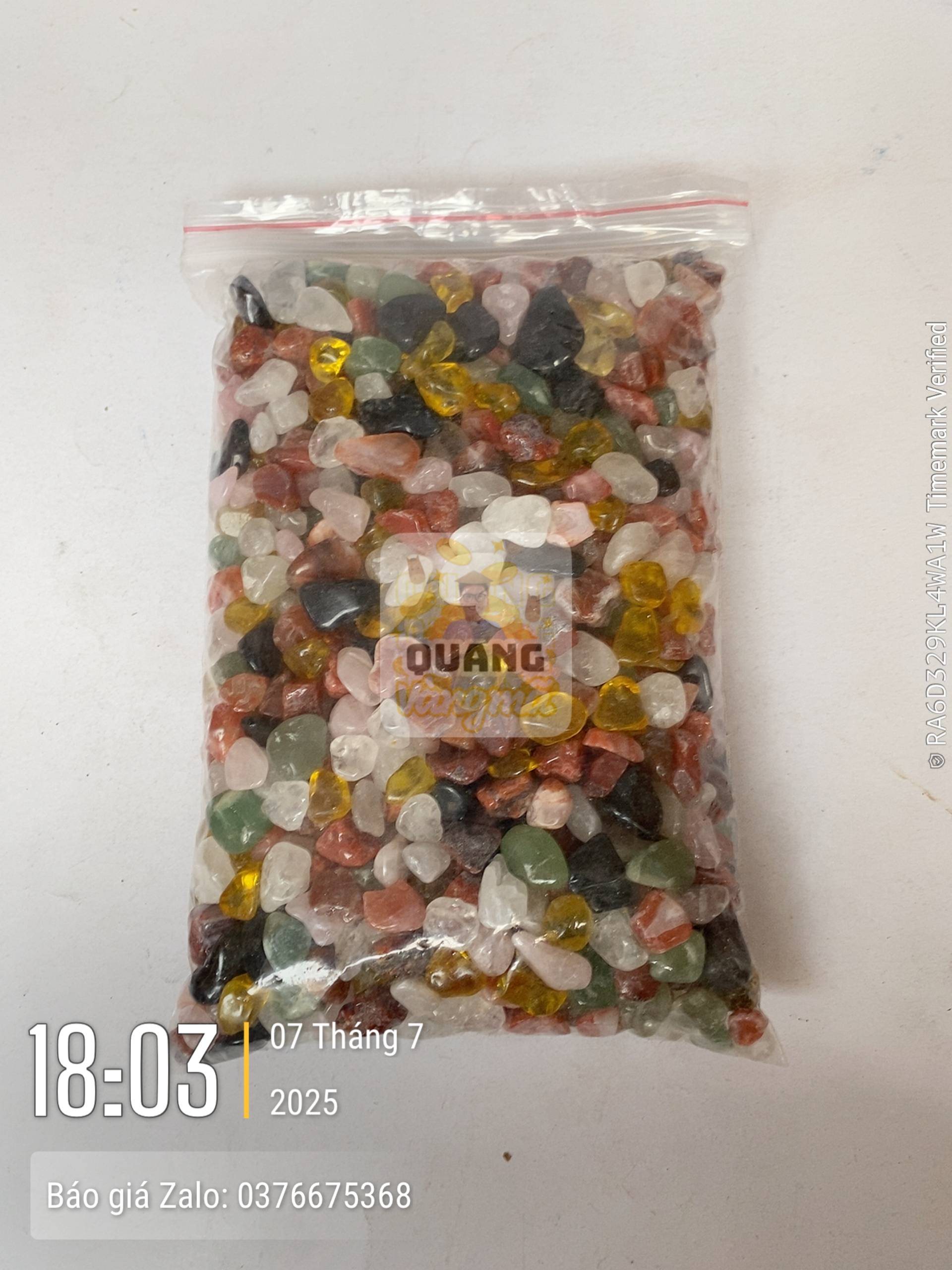 Sỏi ngũ sắc
